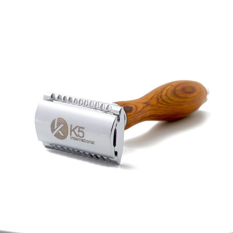 Safety Razor With Wooden Handle